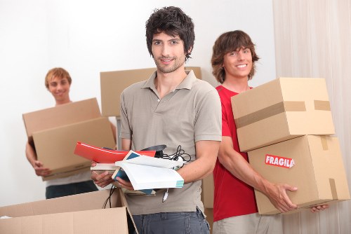 Wide selection of moving trucks available in Ealing